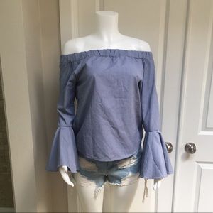 Bell sleeved gingham top